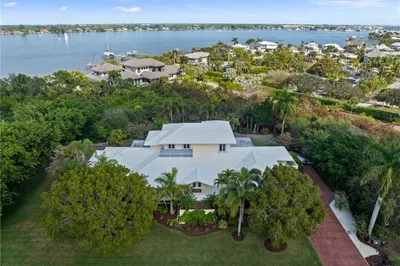 58 SW Palm Cove Drive 1