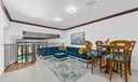 314 W Riverside Drive Photo