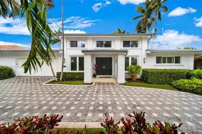2537 Lucille Dr 1