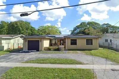 2420 NW 42nd Ave 1