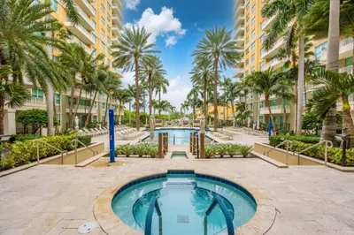 625 Casa Loma Boulevard ##1103 1