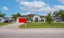 898 SW Curtis Street Photo