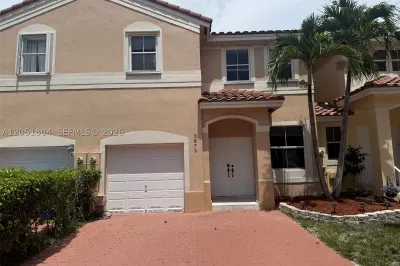 3873 SW 171st Ter0 #. 1