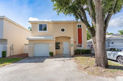 9812 NW 2nd Court 1