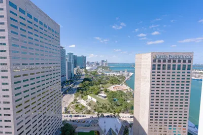 325 S Biscayne Blvd #3624 1