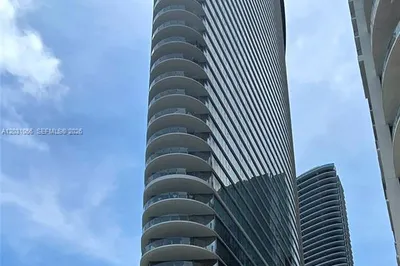 300 Biscayne Blvd Way #2408W 1