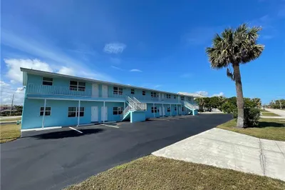 661 Hernando Street #10 1