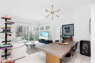 951 Brickell Ave #1011 1