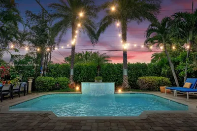 WAIT UTIL YOU SEE THE SUNSETS FROM YOUR NEW POOL T