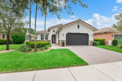 8240 NW 120th Way 1