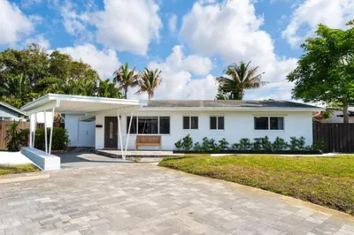 501 NE 28th Street 1