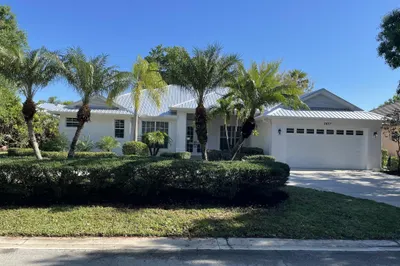 2677 SW Oak Ridge Road 1