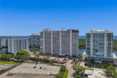 936 Intracoastal Dr #3C 1