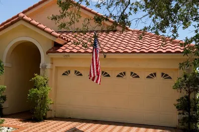 12910 Clifton 1