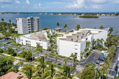 3701 S Flagler Drive #B404 1