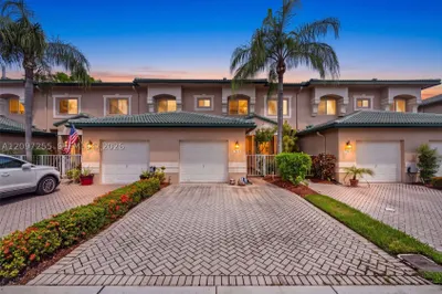 7932 E Exeter Blvd E #202 1