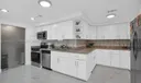 831 E 10th Pl Photo