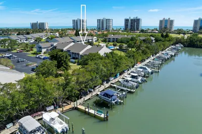 3212 S Lakeview Circle #10-205 1