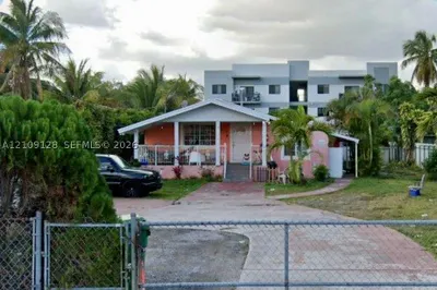 2420 NW 23rd Ct #- 1