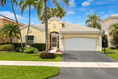 5535 NW 54th Circle 1