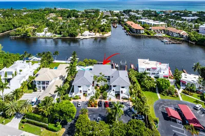 931 Palm Trail #4 1
