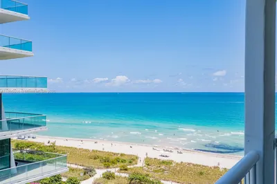 9341 Collins Ave #904 1