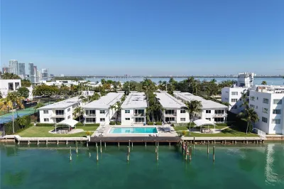 1100 Venetian Way #2B 1