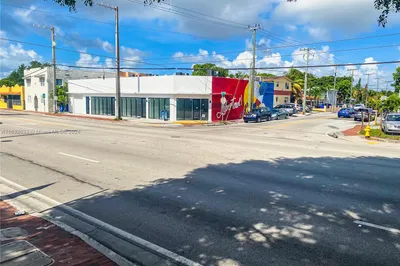 300 SW 17th Ave