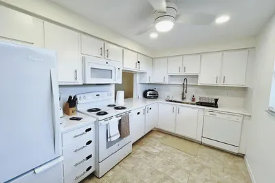 7080 NOVA Drive #307B 1