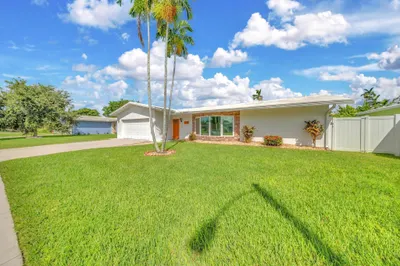 6701 NW 20th Street 1
