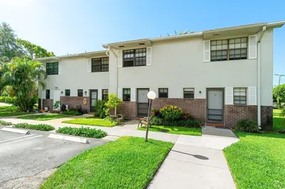 421 N Cypress Drive #15 1