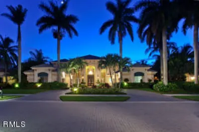 211 Grand Pointe Drive 1