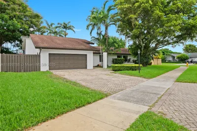 11471 SW 105th Ter 1