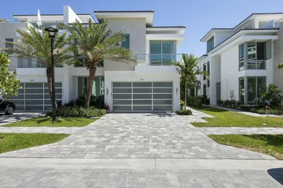 406 Ocean One Lane 1