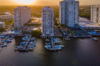 18081 Biscayne Blvd #1704 1