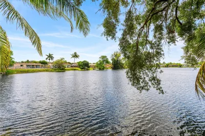 8956 Palm Tree Ln #8956 1