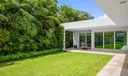 228 Seabreeze Avenue Photo