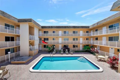 7910 Taft Street #206 1