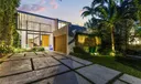 40 W San Marino Dr Photo