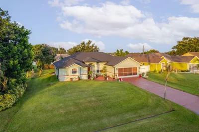 1871 SW Monterrey Lane 1