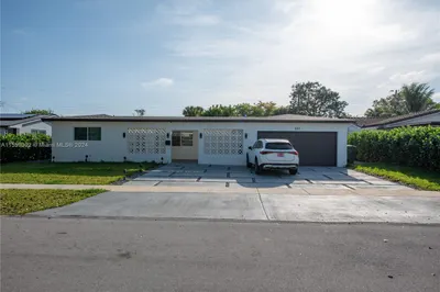 651 SW 67th Ave 1