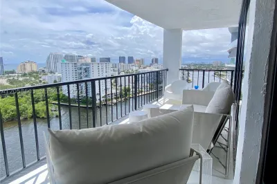 936 Intracoastal Drive #19H 1