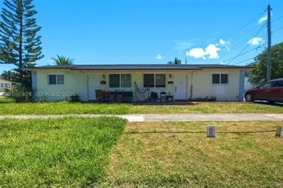 137 NE 1st Ct 1
