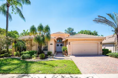 001-13587BarcelonaLakeCircle-DelrayBeach