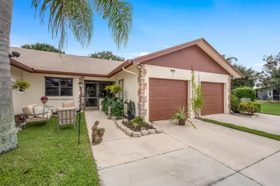 172 N Moccasin Trail 1