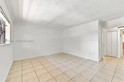 1245 W 24th St #223 1