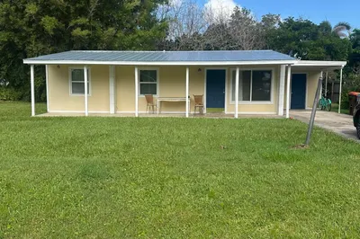 1571 4th Court 1