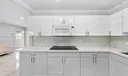 300 E 43rd St Photo