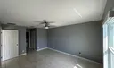 302 NE Greenbrier Ave Photo