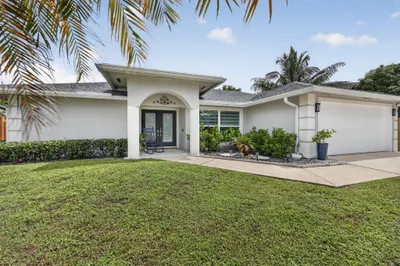 1390 Pine Valley Drive 1